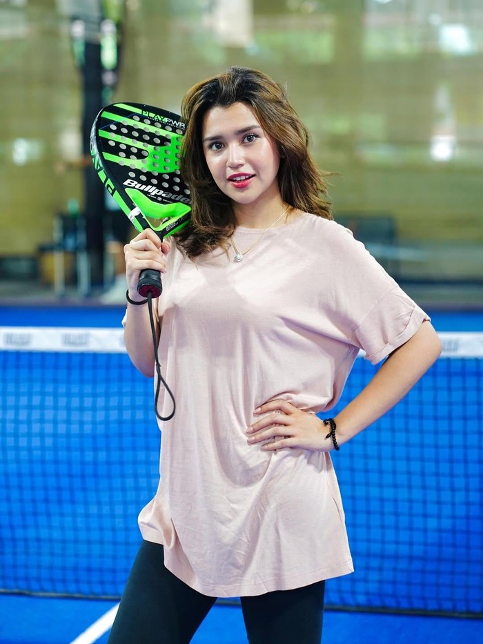 Sharifa Azella Alhamid Sharifa Azella Alhamid