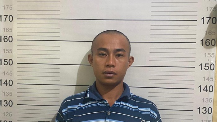 Tampang Regi ditangkap polisi karena tanam ganja di rumah.
