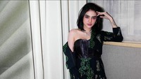 Arlida Putri mengatakan suka menyesal tampil terlalu seksi. Suka nyesel kalau orang posting video aku yang habis tampil di kelab kenapa gini sih gitu. Jadi sebisa mungkin sekarang aku pakai celana. Sedikit demi sedikit (berubah), ujarnya. (Foto: dok Instagram arlidaputrii)