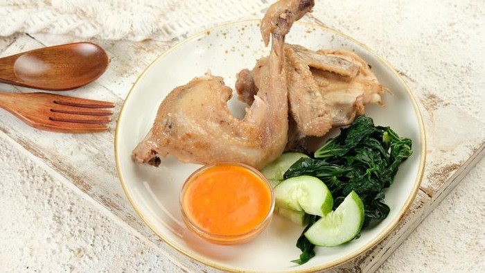 Resep Ayam Pop Khas Padang yang Gurih Nagih Mirip di Restoran