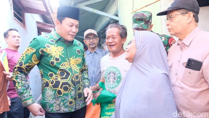 Bupati Sidoarjo Subandi