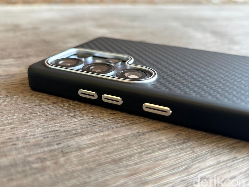 Casing Galaxy S25 Ultra Spigen Enzo Aramid