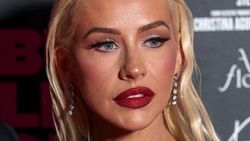 Lebih Dekat sama Christina Aguilera yang Penuh Ekspresi