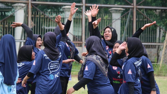 Persatuan Cricket Indonesia (PCI) menerima penghargaan global ICC Cricket 4 Good Social Impact Initiative of the Year 2024 dari International Cricket Council (ICC). PCI percaya ini bukti bahwa cricket Indonesia bisa memberi dampak solsial.