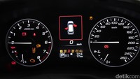 Subaru Forester terbaru sudah dilengkapi Emergency Driving Stop Assistant. Fitur yang akan secara otomatis menghentikan kendaraan sepenuhnya ketika mendeteksi pengemudi tidak responsif dalam rentang waktu tertentu.