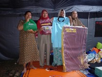 Kemensos Salurkan Bantuan untuk Korban Kebakaran di Bukit Duri-Tambora