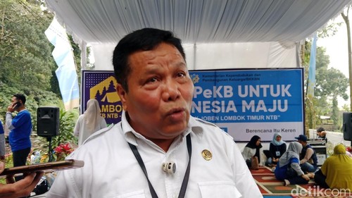 Kepala Dinas DP3AKB Lombok Timur, Ahmat, ketika diwawancara, Rabu (23/7/2025). (Sanusi Ardi W/detikBali)