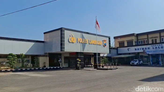 KPK lakukan pemeriksaan di Mapolres Lamongan terkait dana hibah