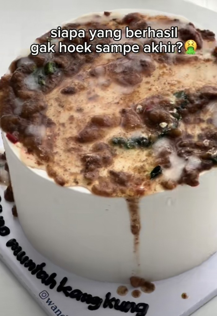 Kue menjijikkan Kue menjijikkan