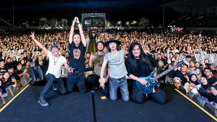 Loh Kok Tum Band Loh Kok Tum Band