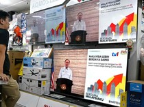 Malaysia Bagikan BLT Rp 385 Ribu, Semua Orang Dewasa Dapat