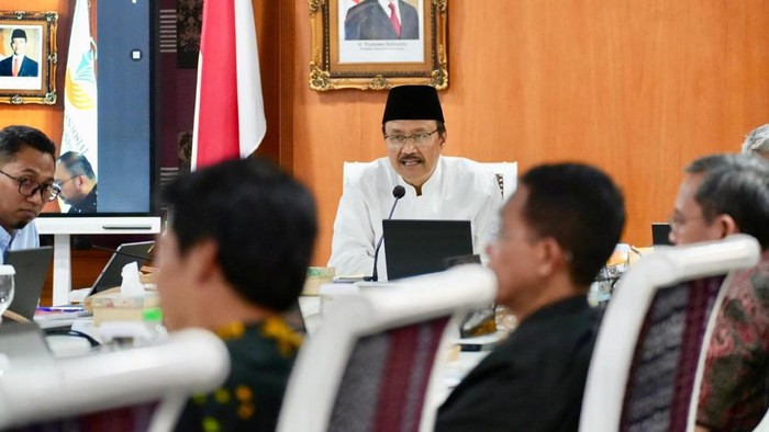 Mensos Rapat Bareng Kepala Sekolah