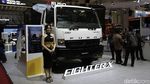 Mitsubishi Fuso Bawa Fighter X Terbaru - Mobil EV Charger Truk ke GIIAS 2025