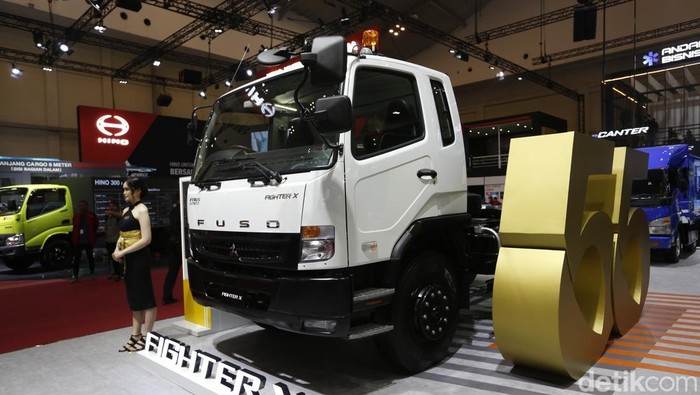Mitsubishi Fuso meramaikan pameran otomotif Gabungan Indonesia International Auto Show (GIIAS) 2025. Fighter X terbaru hingga Mobile EV Charging jadi magnet pabrikan asal Jepang ini, Rabu (23/7/2025).