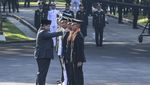 Momen Prabowo Lantik Ribuan Capaja TNI-Polri di Istana Merdeka