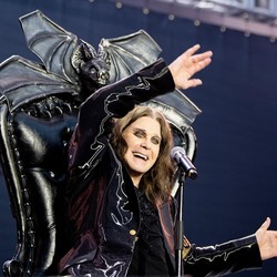 Duka Mengalir Atas Kepergian Ozzy Osbourne