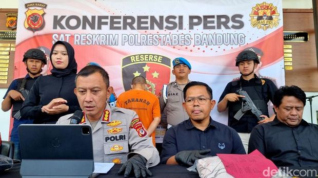 Polisi mengungkap kasus pelecehan seksual yang dilakukan guru ngaji terhadap muridnya di Bandung.