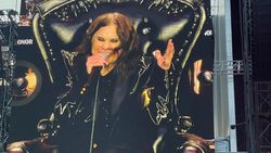Panggung Perpisahan Ozzy Osbourne