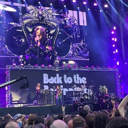 Nge-drum Pakai Kursi Roda, Bill Ward Black Sabbath Belum Kepikiran Pensiun