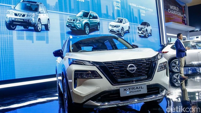 Potret Nissan X-Trail e-Power, Harganya Tak Sampai Rp 800 Juta Nissan Motor Distributor Indonesia (NMDI) resmi meluncurkan Nissan X-Trail e-Power untuk pasar otomotif Indonesia pada ajang Gaikindo Indonesia International Auto Show (GIIAS) 2025, Rabu (23/7/2025). Mobil berteknologi e-Power terbaru dari Nissan itu dibanderol di bawah Rp 800 juta.