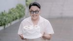 Romantisnya Danang DA Saat Masak hingga Mukbang Bareng Istri