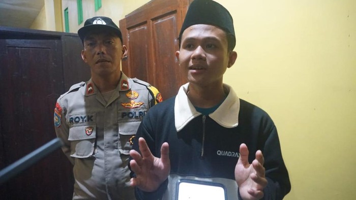 Ketua Pengurus Pesantren, Ustaz Sulton Haikal