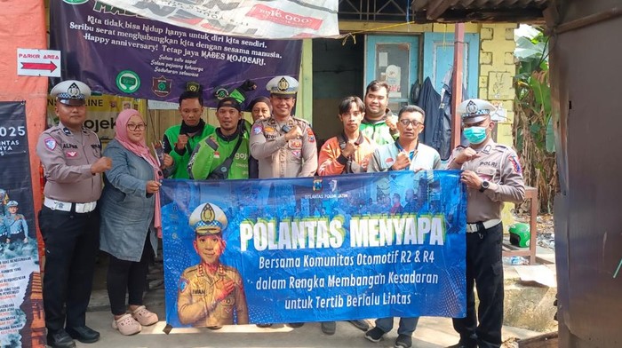 Satlantas Polres Mojokerto gelar Polantas Menyapa