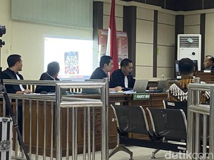 Jaksa Cecar Alwin Suami Mbak Ita soal 17 Jam Tangan Mewah-Uang Euro