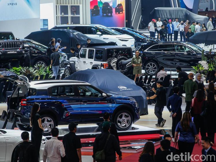 GIIAS 2025 Resmi Digelar, Puluhan Mobil Baru Diluncurkan