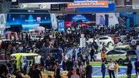 Sementara hari Kamis (24/7) ini merupakah hari khusus pemilik tiket VIP. Tiket VIP bisa didapat dengan harga Rp 250.000 untuk pembelian online dan Rp 300.000 pembelian di tempat.