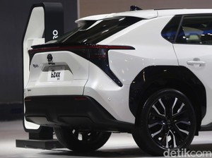 Spesifikasi Toyota Urban Cruiser EV yang Mejeng di GIIAS 2025, Berapa Jarak Tempuhnya?