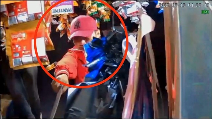 Viral anggota geng motor ancam pemilik warung di Makassar.