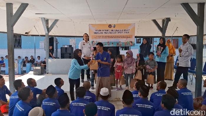 Warga binaan Rutan Sampang dipertemukan dengan anaknya di Hari Anak Nasional
