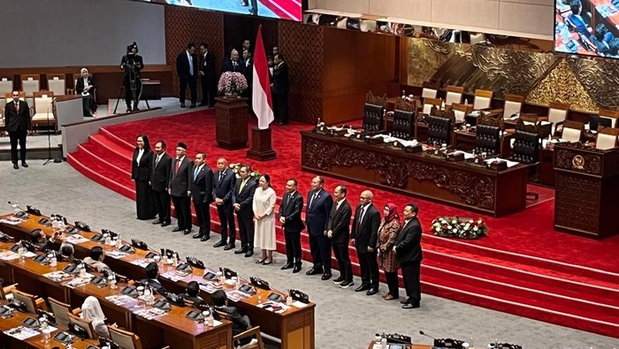 9 calon Anggota Unsur Pengarah Penanggulangan Bencana disetujui DPR lewat rapat paripurna yang digelar di DPR RI, Jakarta, Kamis (24/7/2025).
