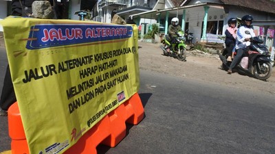 Ada Perbaikan Jalan, Jalur Gunung Gumitir Ditutup Hingga Akhir September