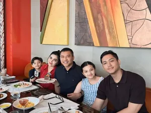 Serunya Anang-Ashanty Rayakan Anniversary sambil Makan Siang