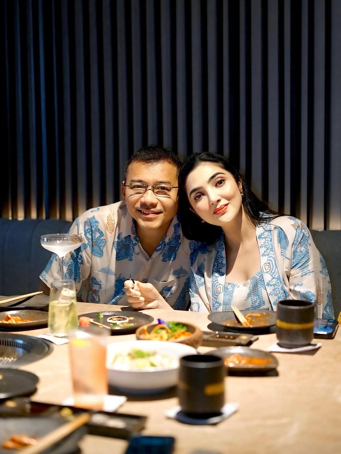 Anang dan Ashanty Anang dan Ashanty saat kulineran bersama.