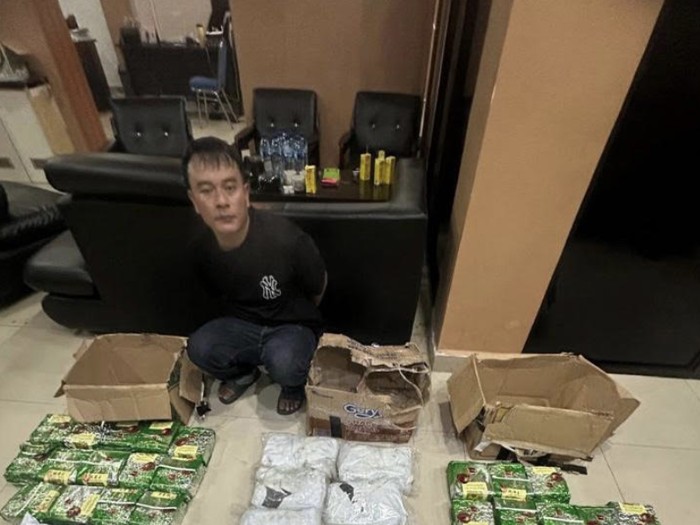 Bareskrim Tangkap Kurir Narkoba di Bengkalis