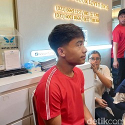 Janji Betrand Peto pada Mendiang Ayah Sarwendah
