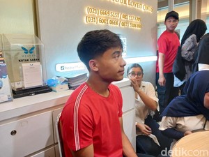 Betrand Peto Kenang Diberikan Nama China Oleh Mendiang Ayah Sarwendah