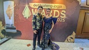 Koleksi Busana Sedjiwa Menambah Semarak Anugerah detikJateng-Jogja Awards 2025