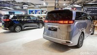 Denza hadir untuk pertama kalinya di pameran Gaikindo Indonesia International Auto Show (GIIAS) 2025. Tema yang diusung tahun ini ialah Crafted Luxury, Electrified Future.  