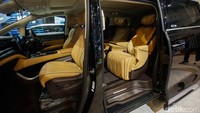 Setiap dealer Denza dirancang merepresentasikan keanggunan dan komitmen premium merek tersebut. Kehadiran Denza disebut menandai redefinisi kemewahan MPV listrik di Indonesia.  