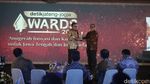 Potret M Saleh Raih Penghargaan Akselelator Pendidikan dan Tumbuh Kembang Anak