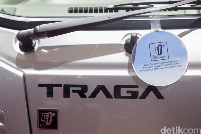 GIIAS 2025 menjadi momen bagi PT IAMI untuk menampilkan sekaligus menjual Isuzu Traga Special Edition 50th dengan tampilan yang lebih eksklusif, Kabupaten Tangerang, Kamis (24/7/2025).  Isuzu Traga Special Edition 50th dihadirkan untuk merayakan 50 