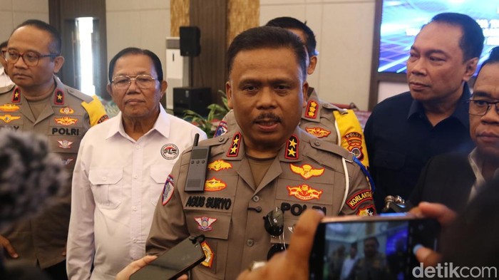 Kakorlantas Polri Irjen Agus Suryonugroho ditemui wartawan di Sleman, Kamis (24/7/2025).