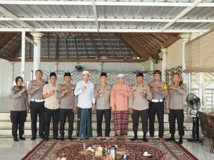 Sinergi Polri-Ulama, Kapolres Kediri Kota Silaturahmi Ke Sejumlah Kiai