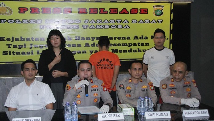 Kasus penipuan modus jasa furnitur di Jakbar. (Dok. ist)