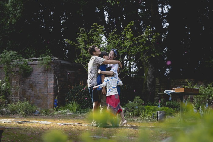 No Other Choice Film No Other Choice, yang dibintangi Son Ye Jin dan Lee Byung Hun akan tayang perdana di Venice International Film Festival.