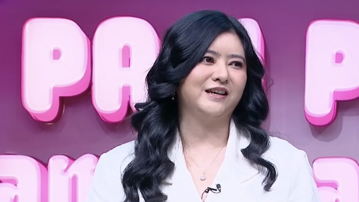 Qory Sandioriva saat menjadi bintang tamu Pagi Pagi Ambyar Trans TV, Rabu (23/7/2025).